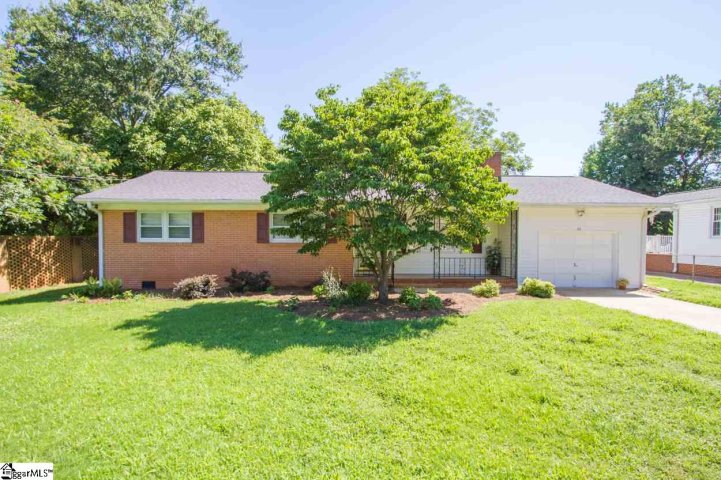 52 Pine Ridge Drive sold home in Fresh Meadow Farms, Greenville, SC