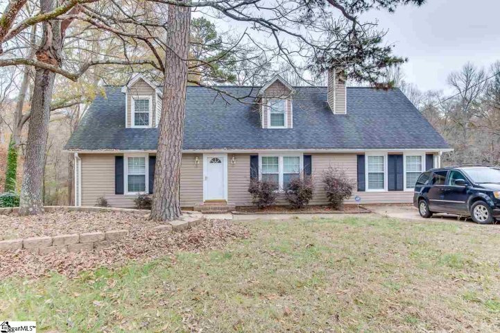 100 Ferncrest Drive sold home in Fern Creek, Greenville, SC