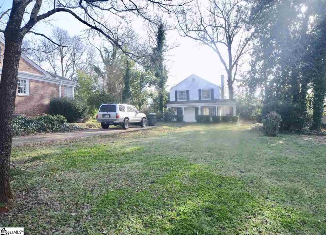 18 Kenwood Lane sold home in North Park, Greenville, SC