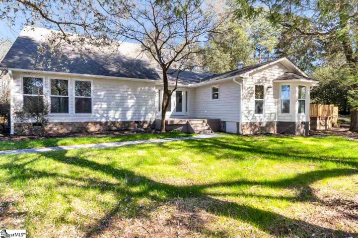102 Crawford Lake Drive sold home in Crawford Lake, Easley, SC