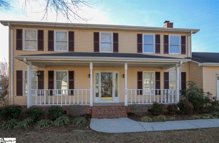 209 Kincade Drive sold home in Sharon Place, Simpsonville, SC