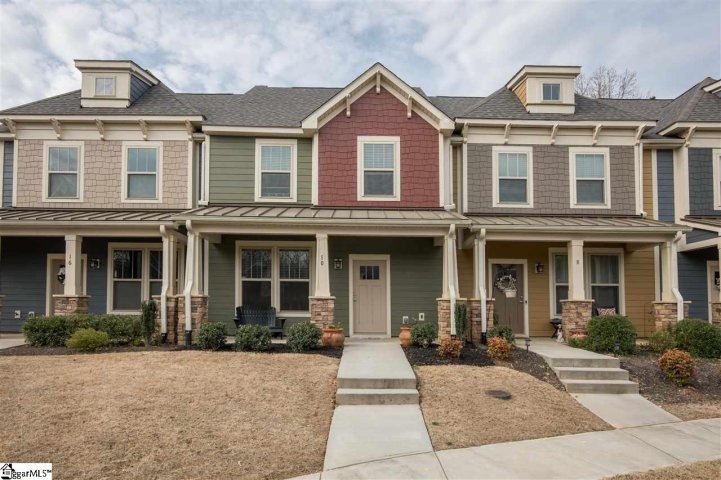 10 Recess Way sold home in Village At Redfearn, Simpsonville, SC