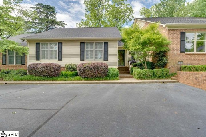 111 Mcdaniel Greene Drive sold home in McDaniel Greene, Greenville, SC