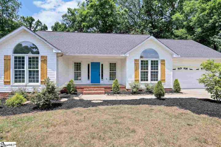 511 Two Gait Lane sold home in Martins Grove 2, Simpsonville, SC