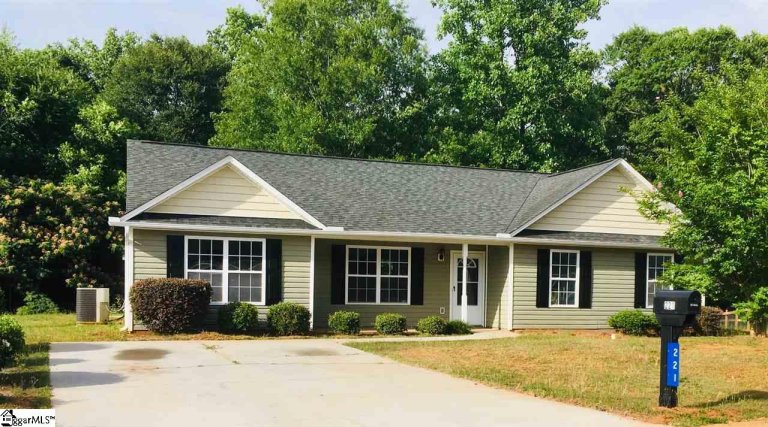 221 Amethyst Way sold home in Beattie Place, Laurens, SC