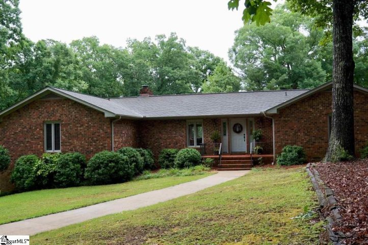 416 N Kensington Road sold home in Stratford Forest, Greenville, SC
