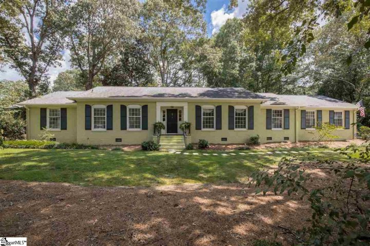 2 Whaling Way sold home in Pilgrims Point, Greenville, SC