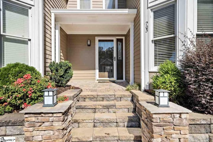 405 Oakland Avenue Unit 203 sold home in Cleveland Ridge, Greenville, SC