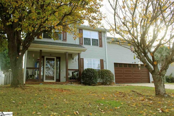 4 Valley Glen Court sold home in Riverside Glen, Greer, SC