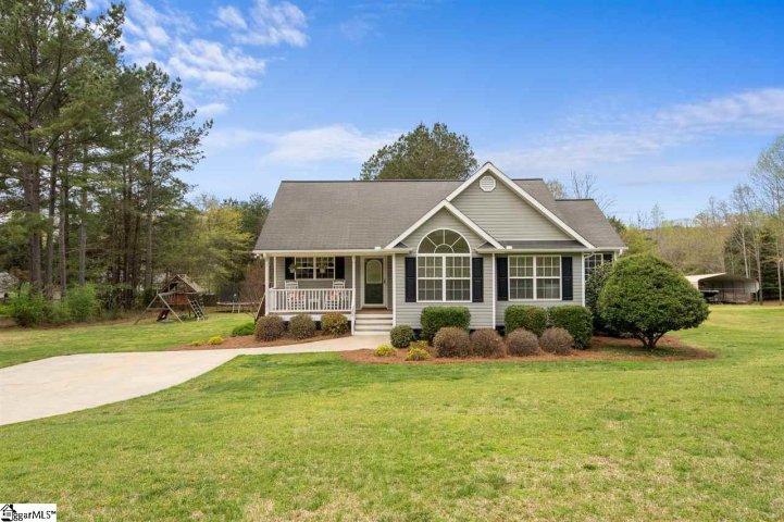 122 Crimson Leaf Lane sold home in Persimmon Hill, Liberty, SC