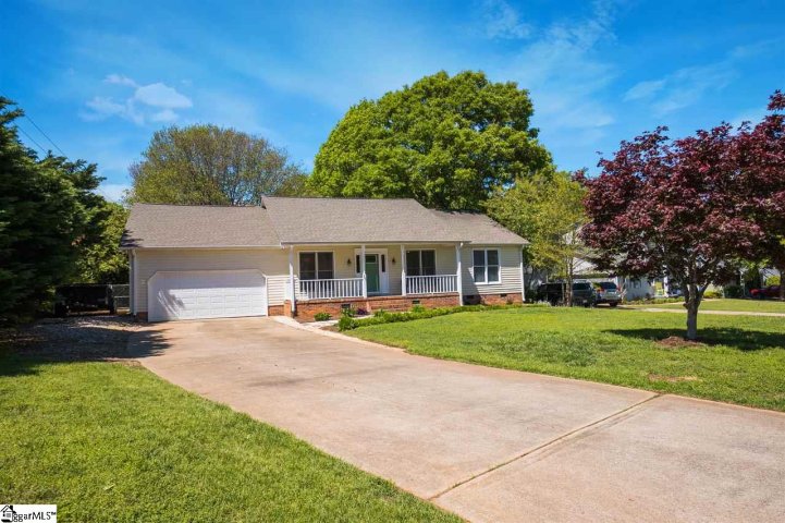 701 Pineapple Pointe sold home in Chandler Ridge, Greenville, SC
