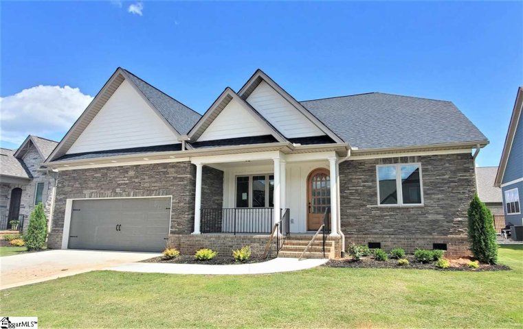 404 Santa Cruz Way sold home in The Courtyards On West Georgia R, Simpsonville, SC