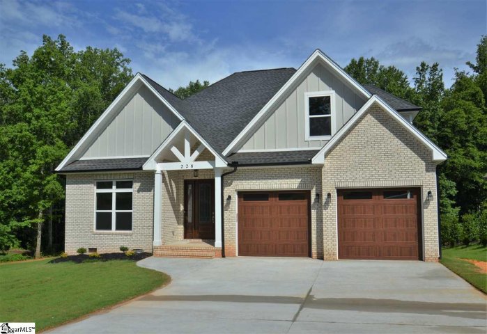 228 Escalante Drive sold home in Canyon Creek, Boiling Springs, SC