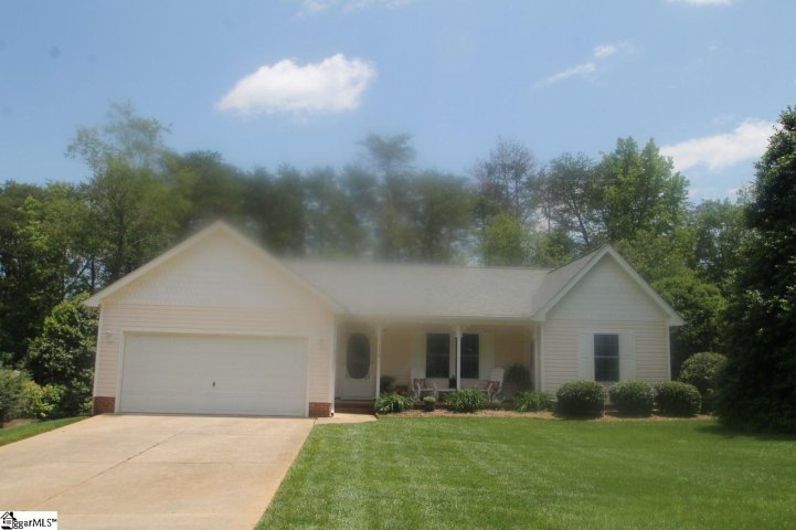 126 Ashlan Woods Court sold home in Ashlan Woods, Greer, SC