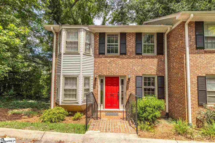 900 N Main Street #32 sold home in Northgate Trace, Greenville, SC