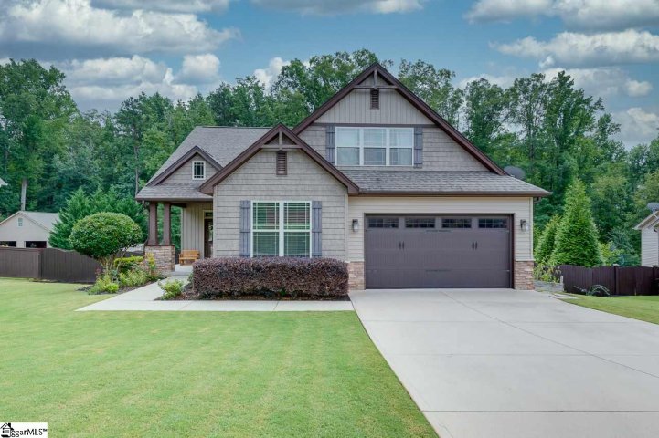 19 Pebblebrook Court sold home in Woodlands At Walnut Cove III, Greer, SC