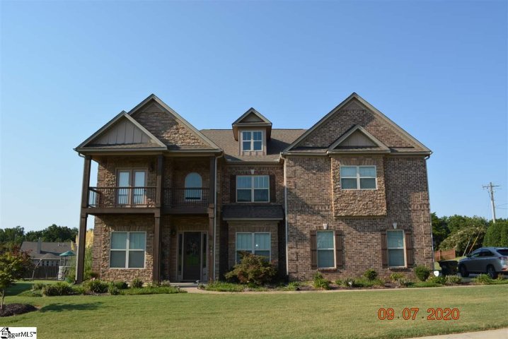 223 Pleasant Isle Lane sold home in McRae Park, Simpsonville, SC