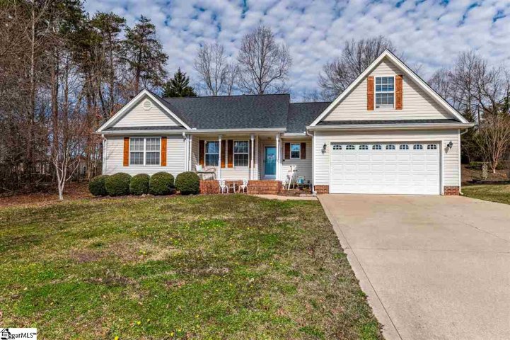113 Wynette Way sold home in Pinewood Estate, Taylors, SC