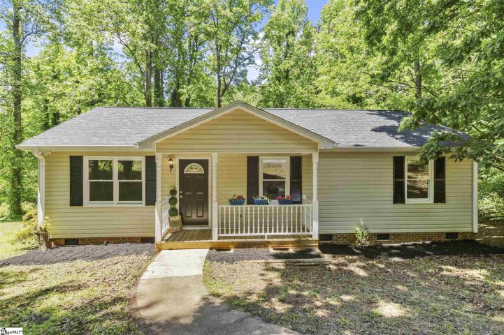 26 Miracle Dr Drive sold home in Fresh Meadow Farms, Greenville, SC