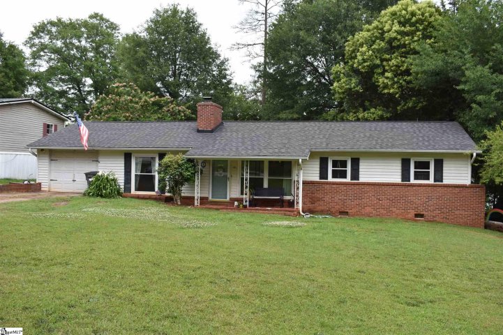 40 Pine Ridge Drive sold home in Fresh Meadow Farms, Greenville, SC