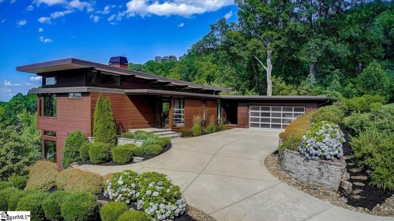 6 Windfaire Pass Court sold home in The Ridges At Paris Mountain, Greenville, SC
