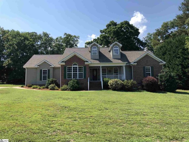18 Clearwater Court sold home in Lanfords Pointe, Taylors, SC