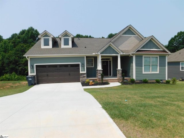 105 Ridgefield Lane sold home in Autumn Ridge, Greer, SC