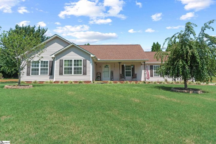 109 Red Globe Lane sold home in Peachtree, Woodruff, SC