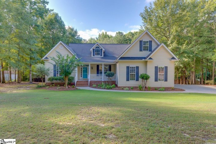 10 Bluewater Trail sold home in Lanfords Pointe, Taylors, SC