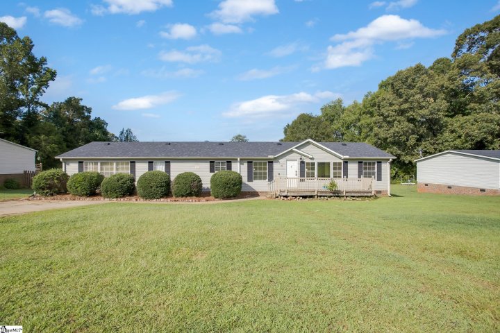 539 Valleybrook Lane sold home in Foxbriar, Greer, SC