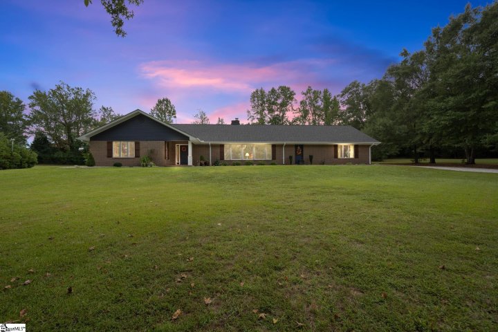 115 Allison Drive sold home in Lakeview Acres, Fountain Inn, SC
