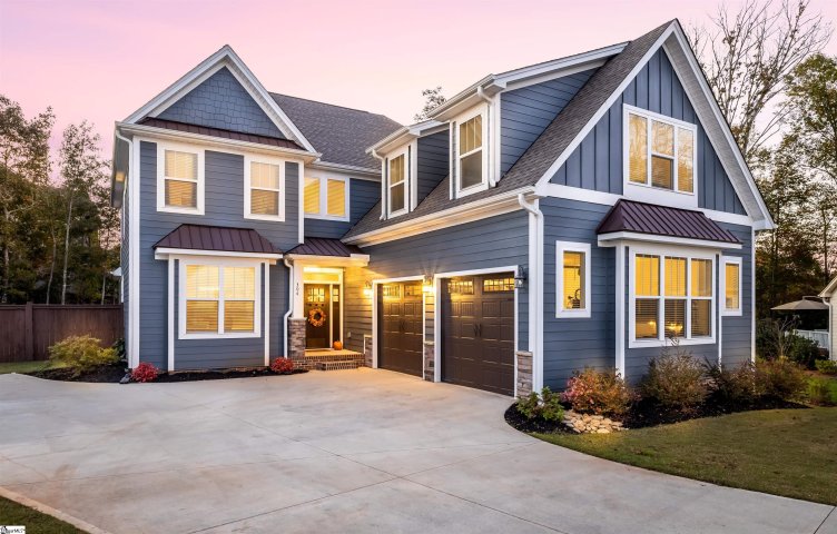 304 Grayson Drive sold home in Grayson Pointe, Travelers Rest, SC