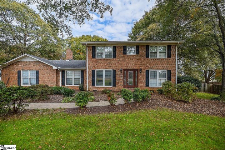 100 Belmont Drive sold home in Belmont Estates, Fountain Inn, SC