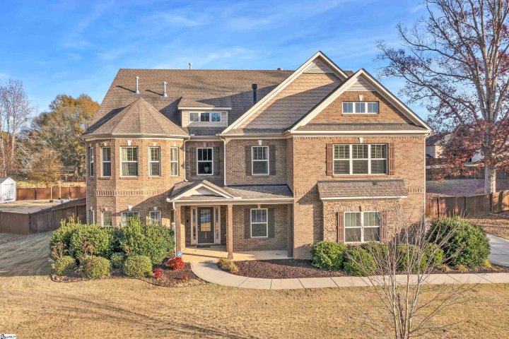 109 Lacebark Court sold home in Chandler Lake, Simpsonville, SC