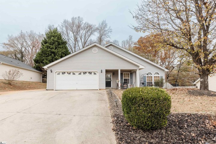 425 Lily Pond Lane sold home in Spring Ridge, Taylors, SC