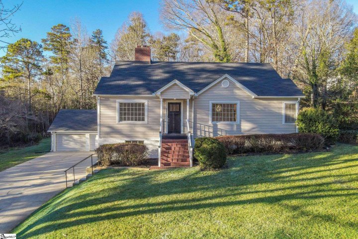 201 Augusta Street sold home in Northside, Easley, SC