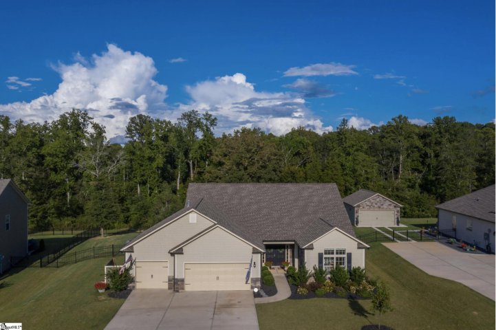 320 Cooper Oaks Court sold home in Cooper Ridge, Simpsonville, SC
