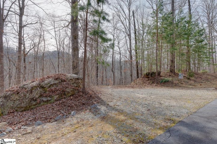 196 Julie Way sold home in Keowee Mountain Lake Estates, Pickens, SC