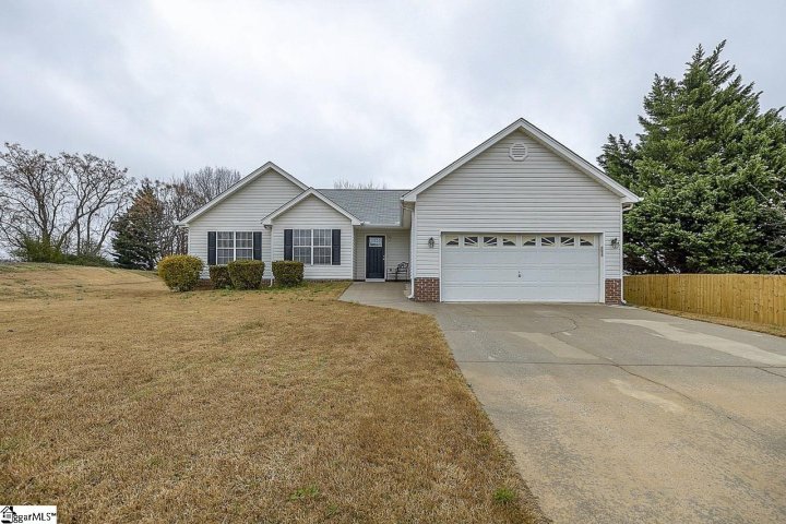 6 Scottbine Court sold home in Panorama Farms, Greer, SC