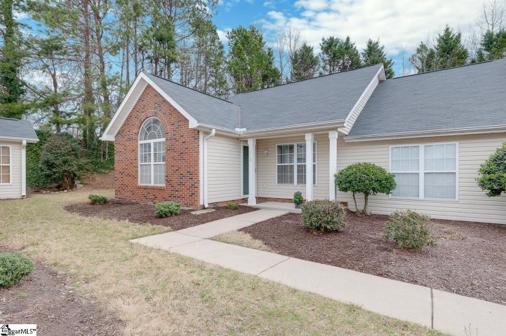 112 Brookhill Place sold home in Brookfield Townes, Mauldin, SC