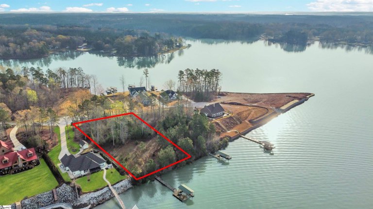 2207 Summerset Bay Drive sold home in Waters Edge, Cross Hill, SC