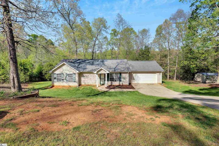15 Cardo Lane sold home in Cardo Acres, Fountain Inn, SC