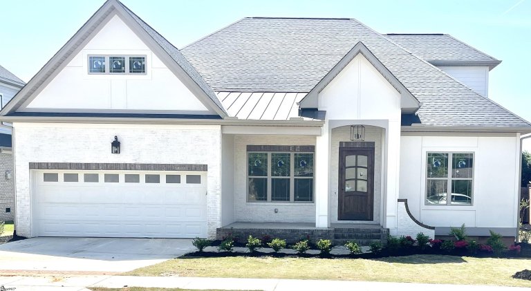 305 Laguna Lane sold home in The Courtyards On West Georgia R, Simpsonville, SC