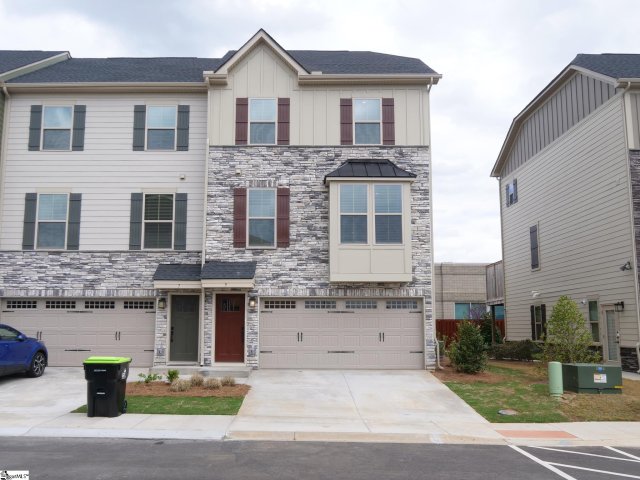 9 Eagle Wood Drive sold home in Market Point Townes, Greenville, SC