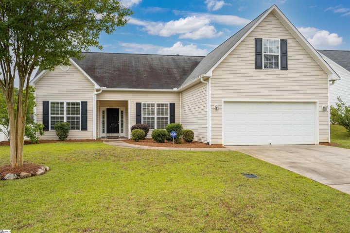 127 Fledgling Way sold home in Cardinal Woods, Easley, SC