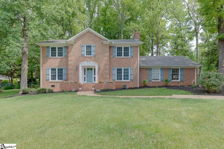 203 Sugarberry Drive sold home in Dove Tree, Greenville, SC