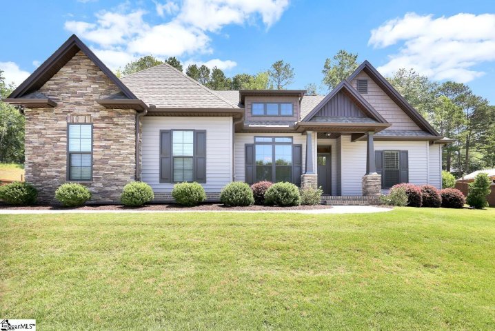 116 Mountain Lake Drive sold home in Mountain Lakes Estates, Piedmont, SC