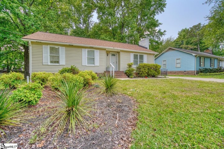 114 Tiffany Drive sold home in Cardinal Park, Taylors, SC