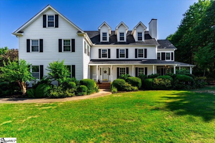 10 Woodsage Court sold home in Woodlands, Taylors, SC