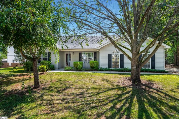 100 Goldsturm Lane sold home in Ashley Grove, Greer, SC